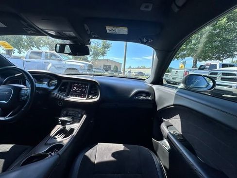 Used 2020 Dodge Challenger R/T Scat Pack RWD image 28