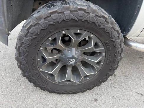 Used 2011 Chevrolet Silverado 1500 W/T image 10