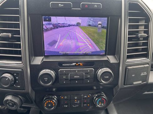 Used 2019 Ford F150 XLT w/ Equipment Group 302A Luxury AWD/4WD image 20
