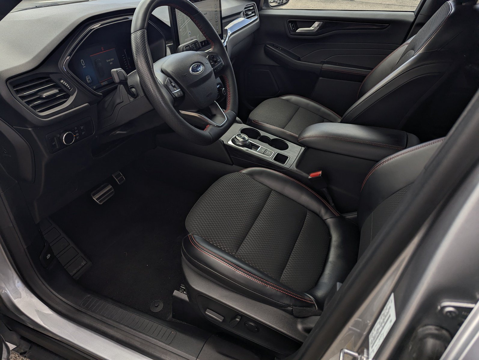 Certified 2023 Ford Escape ST-Line FWD image 9