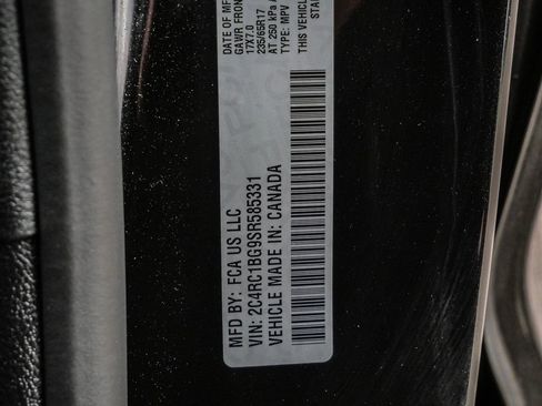 Used 2025 Chrysler Pacifica Select FWD image 73