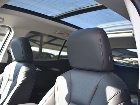 New 2025 Buick Envision Preferred image 17