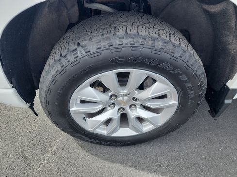 Certified 2023 Chevrolet Silverado 1500 Custom image 31