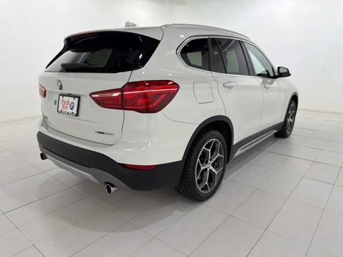Used 2019 BMW X1 xDrive28i w/ Convenience Package AWD/4WD image 5