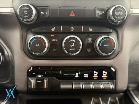 Used 2021 RAM 1500 Big Horn AWD/4WD image 35