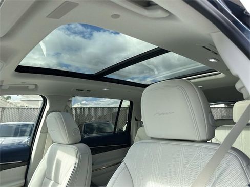 New 2026 Buick Enclave Avenir w/ Super Cruise Package image 7