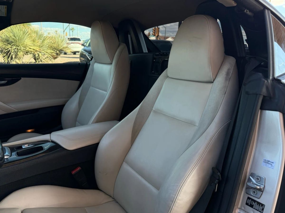 Used 2011 BMW Z4 sDrive35i RWD image 43