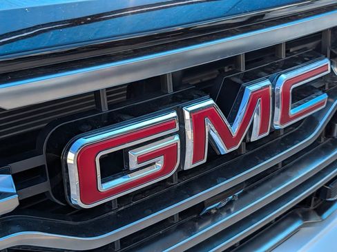 Used 2026 GMC Sierra 1500 AT4 w/ Technology Package AWD/4WD image 35
