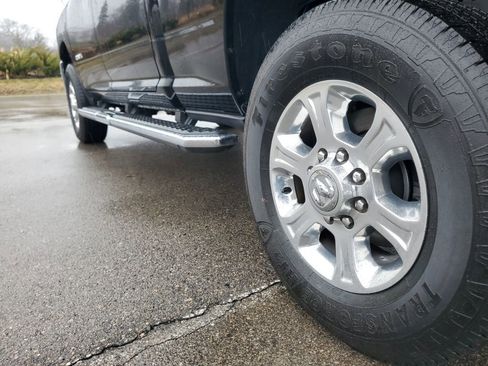 Used 2024 RAM 2500 Big Horn w/ Bed Utility Group image 31