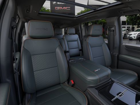 New 2026 GMC Yukon XL AT4 AWD/4WD image 18