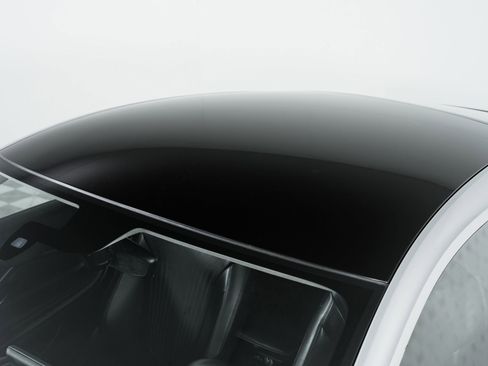 Used 2019 Aston Martin DB11 Coupe RWD image 47
