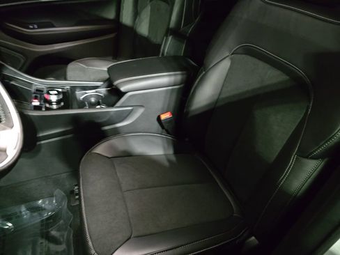 New 2026 Jeep Grand Cherokee Altitude image 16