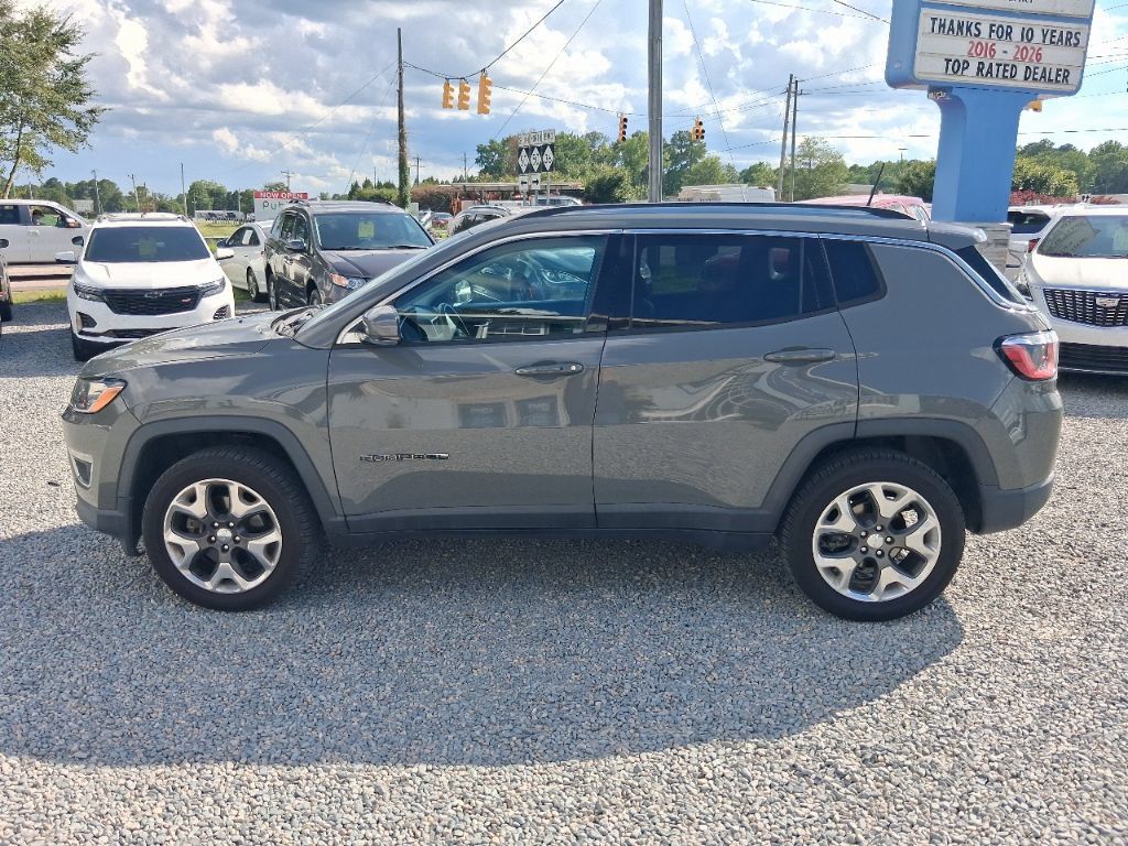 Used 2019 Jeep Compass Limited AWD/4WD image 3