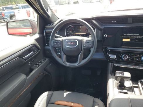 New 2026 GMC Sierra 1500 AT4 w/ AT4 Premium Package AWD/4WD image 14