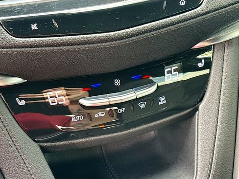 Used 2024 Cadillac XT5 Sportv w/ Technology Package AWD/4WD image 16