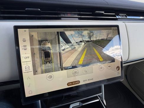 New 2026 Land Rover Range Rover SE AWD/4WD image 17