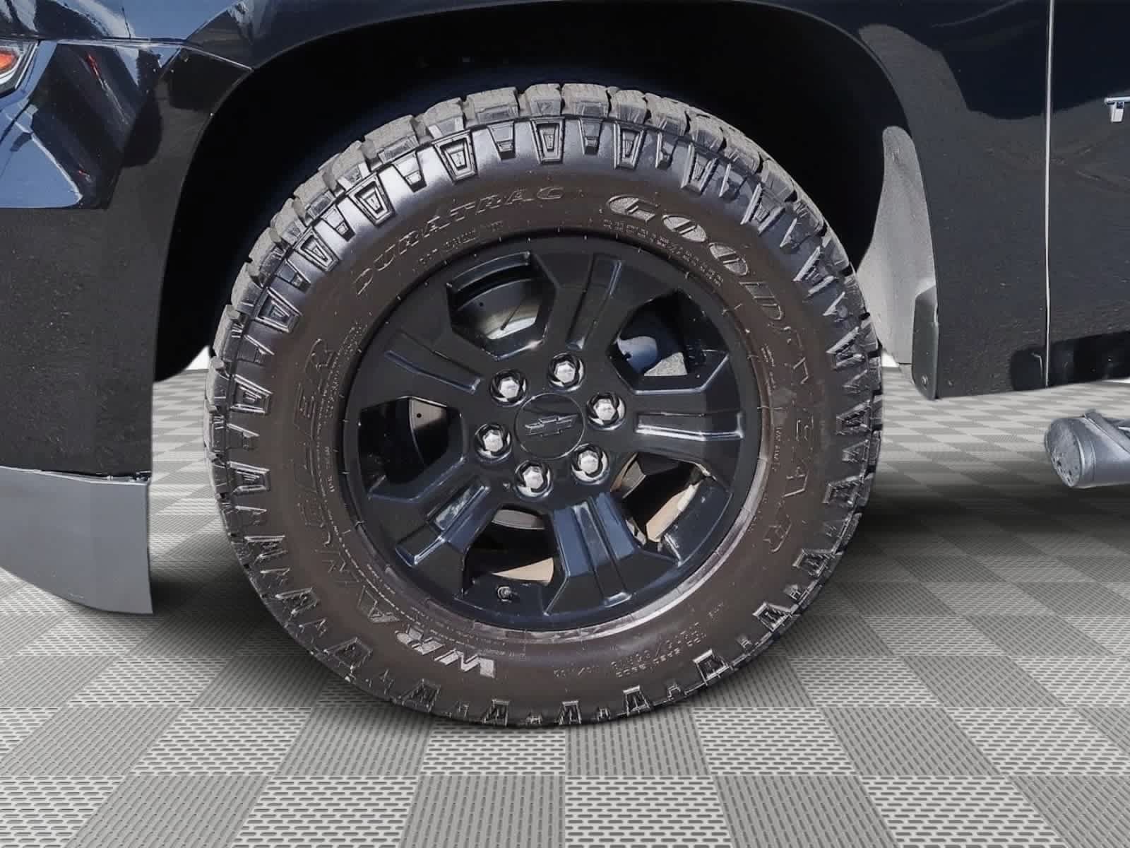 Used 2019 Chevrolet Tahoe LS RWD image 14