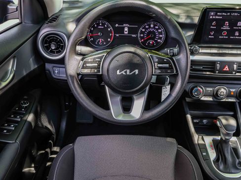 Certified 2024 Kia Forte LXS FWD image 17