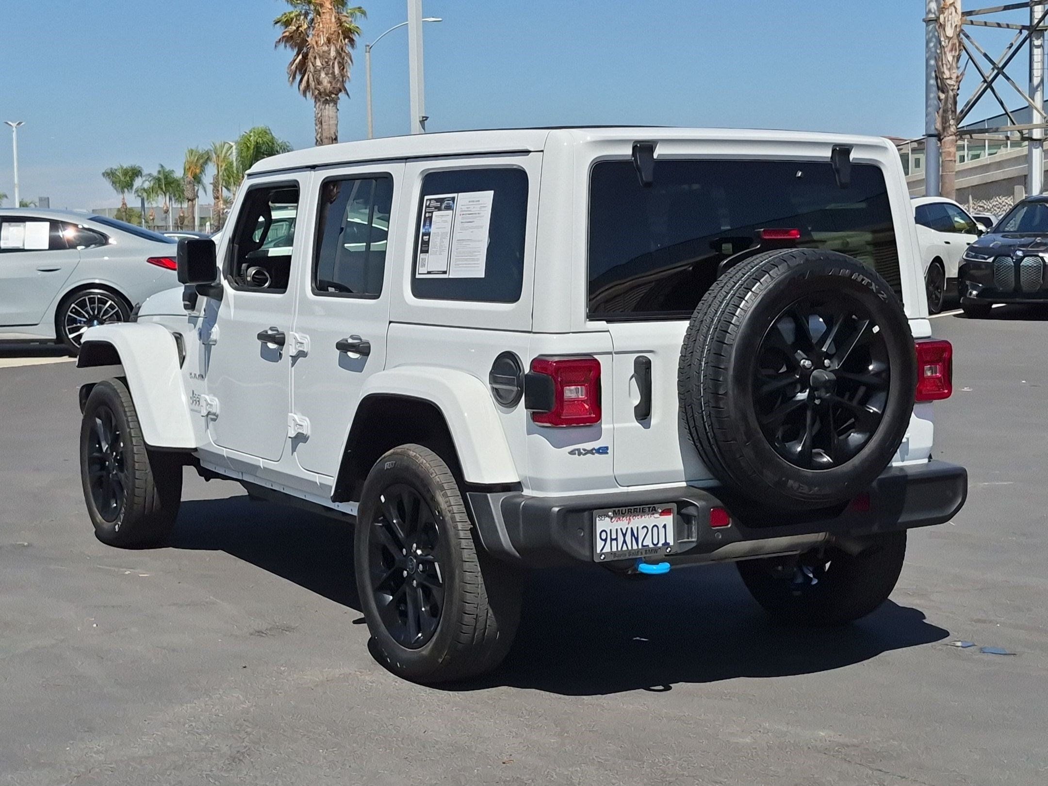 Used 2024 Jeep Wrangler Unlimited Sahara w/ Safety Group AWD/4WD image 8