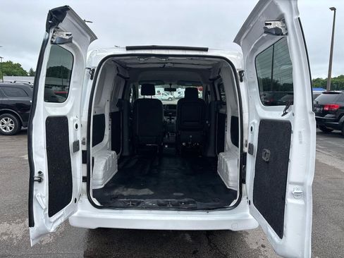 Used 2020 Nissan NV200 SV w/ Back Door Glass Package FWD image 15