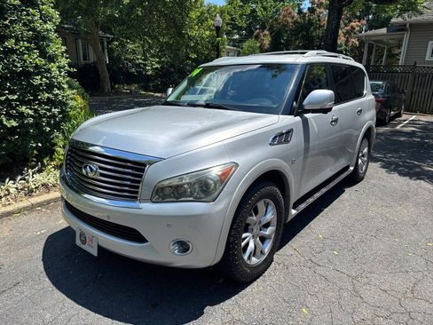 Used 2014 INFINITI QX80 4WD w/ Theater Package image 3
