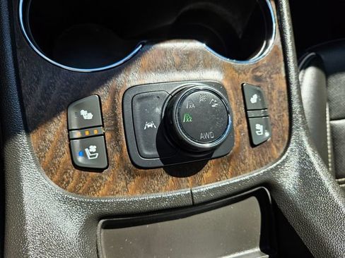 Used 2022 GMC Acadia Denali w/ Denali Ultimate Package AWD/4WD image 40