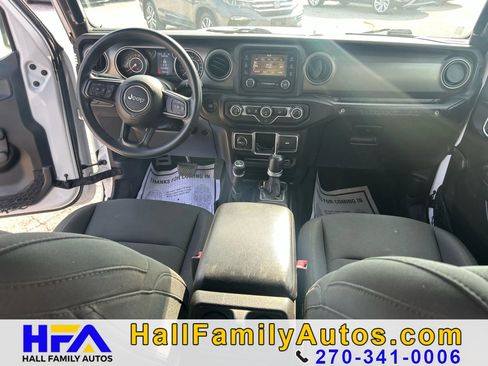 Used 2018 Jeep Wrangler Unlimited Sport image 17