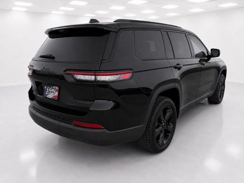 Used 2022 Jeep Grand Cherokee L Limited w/ Luxury Tech Group II AWD/4WD image 10