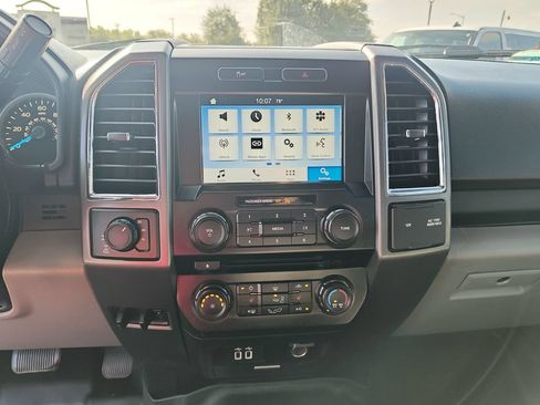Used 2016 Ford F150 XLT w/ Equipment Group 302A Luxury AWD/4WD image 21