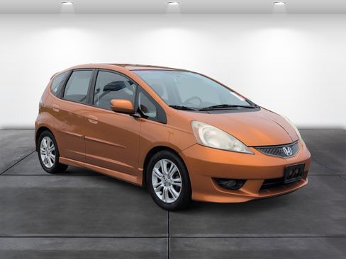 Used 2011 Honda Fit Sport image 2