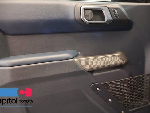 Used 2023 Ford Bronco Outer Banks AWD/4WD image 9