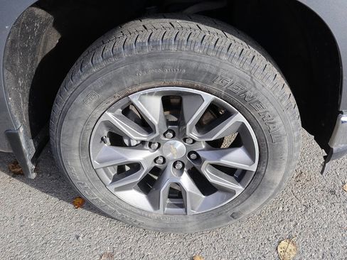 Used 2022 Chevrolet Silverado 1500 LT image 25