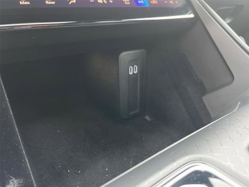 Used 2025 Jeep Wagoneer S Limited image 32