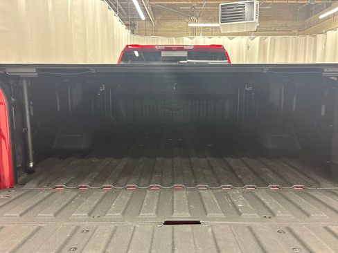 Certified 2025 Chevrolet Silverado 3500 High Country image 23