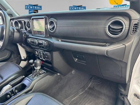 Certified 2022 Jeep Wrangler Unlimited Sahara image 12