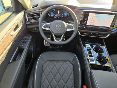 New 2026 Volkswagen Atlas SEL Premium R-Line image 8