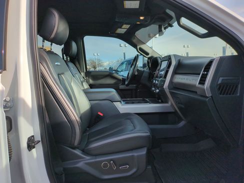 Used 2022 Ford F350 Platinum image 33