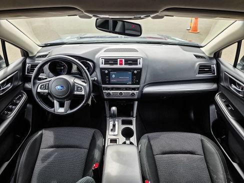 Used 2016 Subaru Outback 2.5i Premium AWD/4WD image 36
