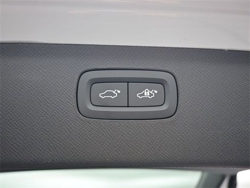 New 2026 Volvo XC90 B6 Ultra w/ Lounge Package image 33