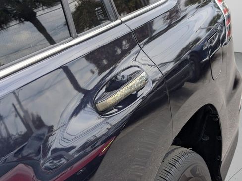 Used 2018 Lexus GX 460 image 17