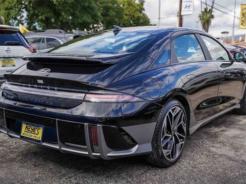 Certified 2024 Hyundai Ioniq 6 SEL image 10