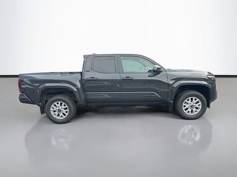 Used 2024 Toyota Tacoma SR5 AWD/4WD image 8