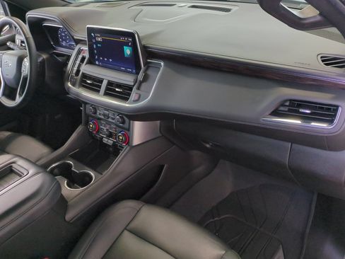 Used 2023 Chevrolet Tahoe Z71 w/ Luxury Package AWD/4WD image 19