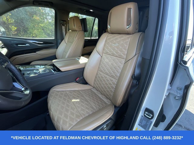 Used 2024 Cadillac Escalade Sport w/ Touring Package AWD/4WD image 21