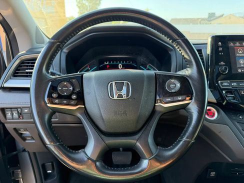 Used 2018 Honda Odyssey EX-L image 24