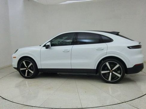 Used 2025 Porsche Cayenne Coupe AWD/4WD image 65