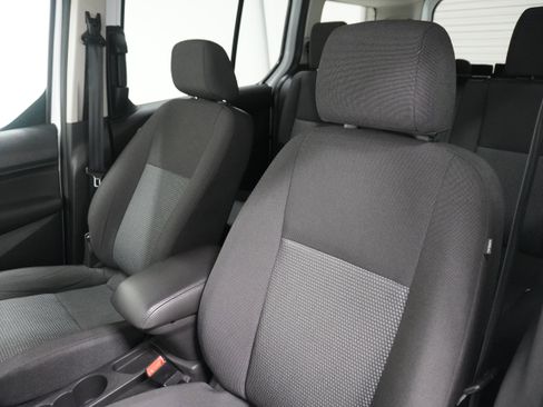 Used 2016 Ford Transit Connect XL image 10