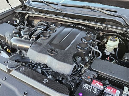 Used 2023 Toyota 4Runner Limited image 28