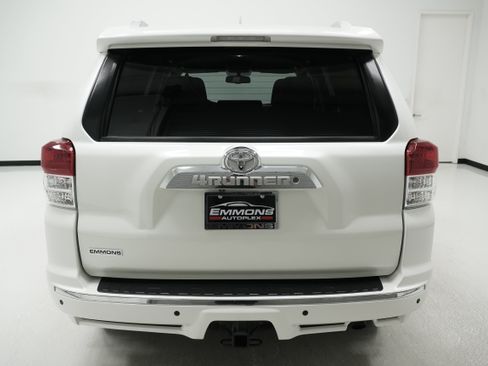 Used 2013 Toyota 4Runner SR5 RWD image 5
