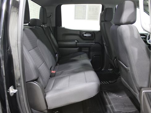 Used 2022 Chevrolet Silverado 1500 Custom image 23